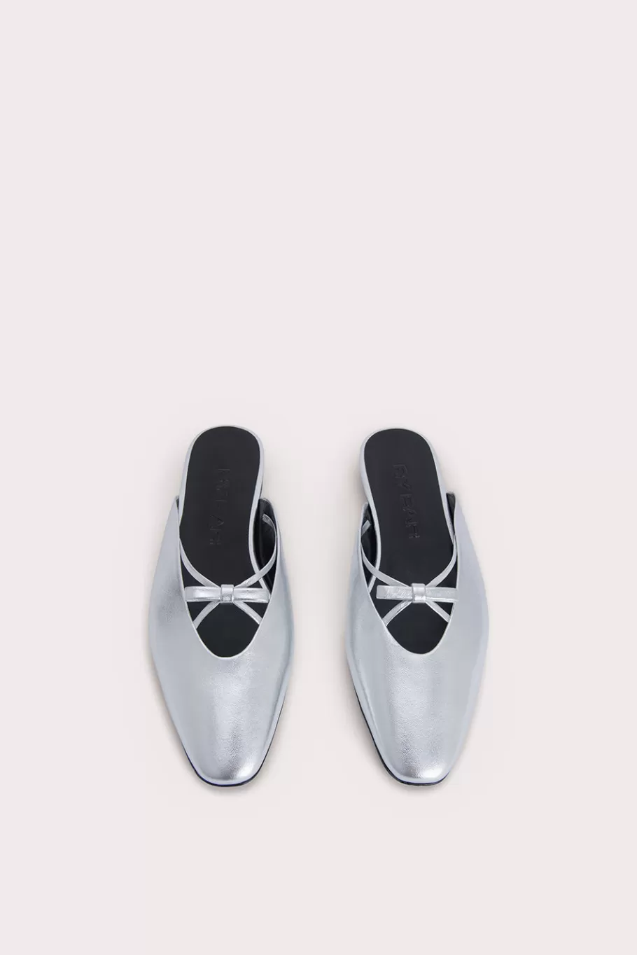 Online Finn Silver Metallic Leather Women Flats