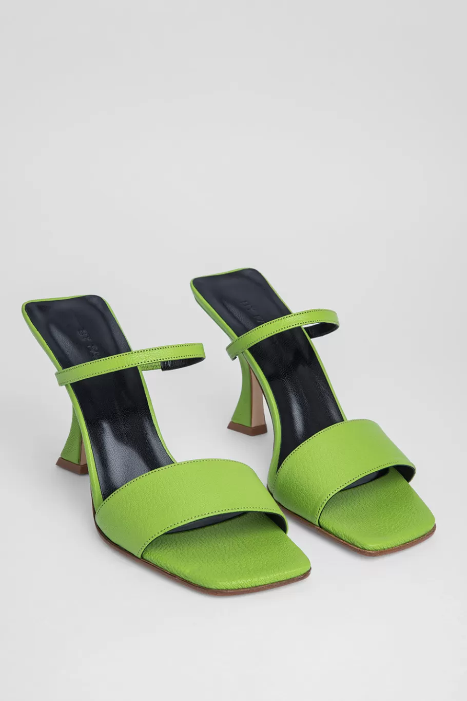 New Nayla Pistachio Grained Leather Women Shoes